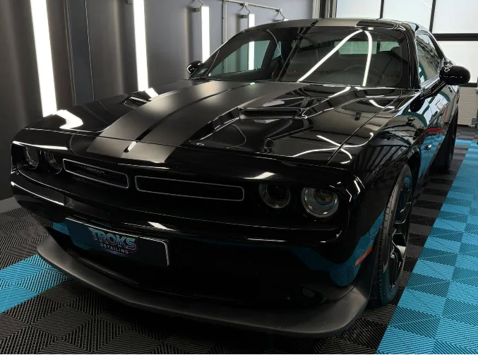 Dodge Challenger — keramiskais pārklājums